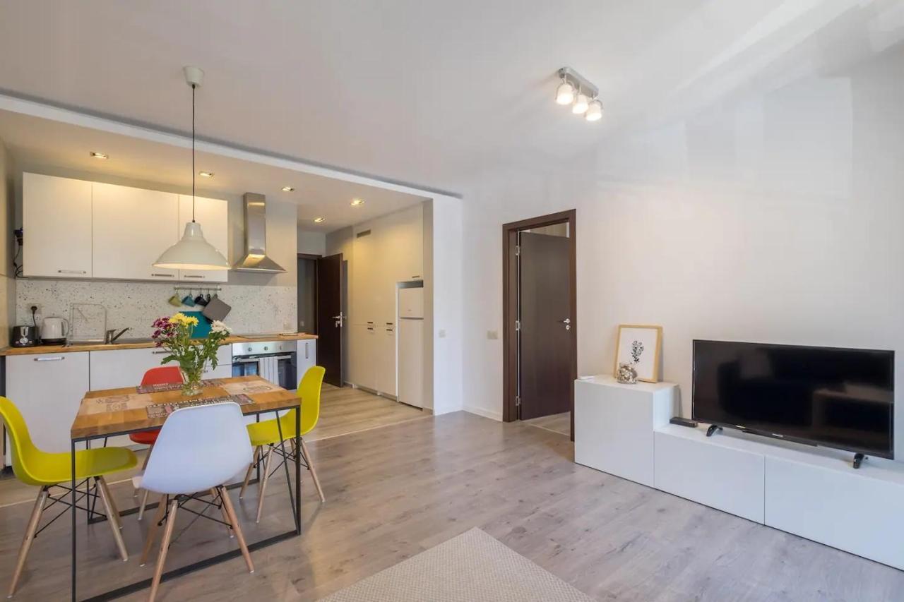 Quiet & Airy Modern Apt. Centre Free Parking * Sofia